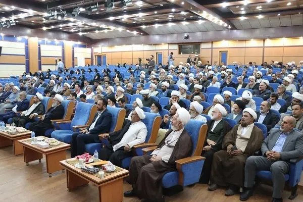 دهمین اجلاس نماز مازندران با شعار نماز نسل نو و رسالت ما در دانشگاه پیامبر اعظم (ص) ساری