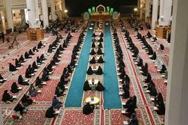جزء خوانی بیستمین روز ماه مبارک رمضان در حرم شاهچراغ (ع)