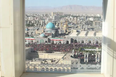 تشییع پیکر مطهر رهبر شهید در مشهد مقدس
