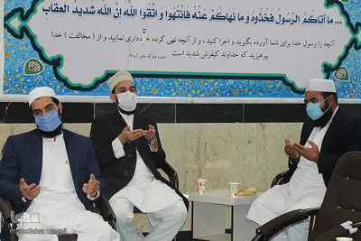 وبینار مشترک اساتید شیعه و اهل سنت در بیرجند