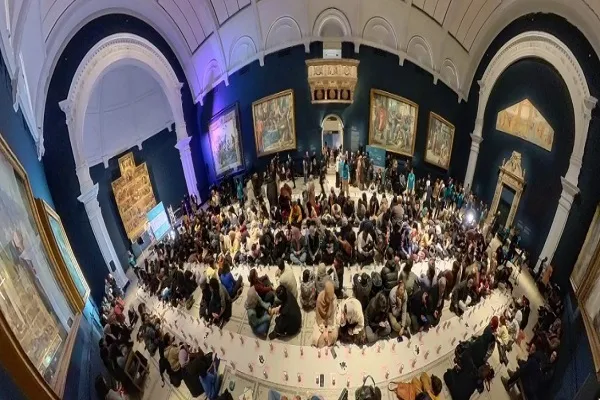 Victoria ve Albert Müzesi iftar yemeğine evsahipliği yaptı