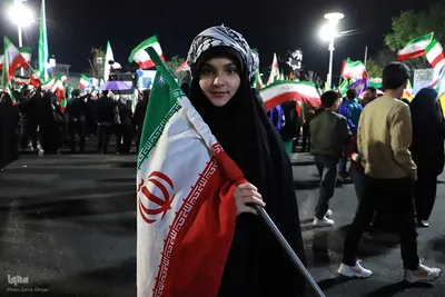 نمایش پهپاد شاهد ۱۳۶ در اجتماع شبانه تبریزی‌ها