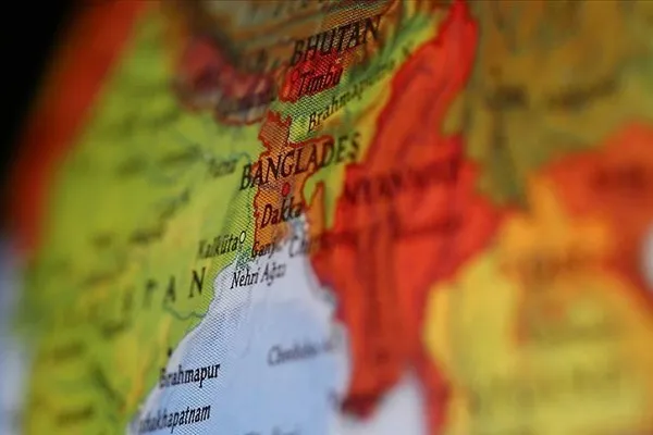 Bangladeş’te ibadethanelere yeniden Kovid-19 kısıtlaması getirildi