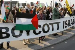 Wananchi Uingereza, Marekani waunga mkono kususiwa Utawala wa Kizayuni wa Israel