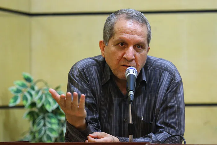 هیچ غزل حافظ از تعالیم قرآنی خالی نیست