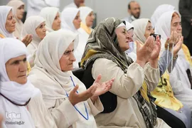 دیدار صمیمی سرپرست حجاج ایرانی با زائران کشورمان در مکه مکرمه