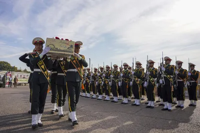 تشییع و خاکسپاری پیکر مطهر شهید گمنام‎