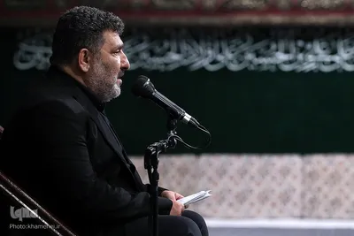 آخرین شب عزاداری حضرت اباعبدالله الحسین (ع) با حضور رهبر انقلاب اسلامی در حسینیه امام خمینی (ره)