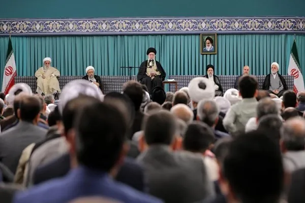 Líder de Irán: Normalizar con Israel es apostar por caballo perdedor