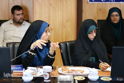 چهارمین جلسه پنجمین جشنواره گل‌های محمدی(ص) و فاطمی(س) - اراک/عکاس:طاها نظیری