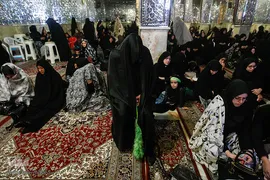 عزاداری شب عاشورای حسینی در 
حرم امام زاده حسن(ع)