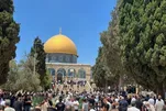 Mescid-i Aksa’da onbinlerce kişi namaz kıldı