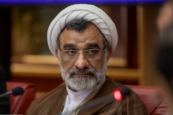 خسروپناه: می‌توان نظریات مختلف مدیریتی از راهپیمایی اربعین استخراج کرد