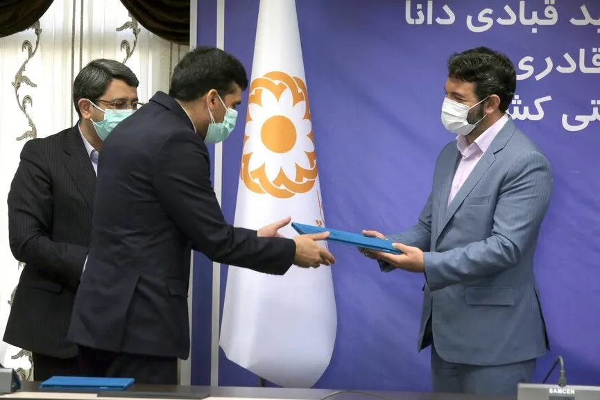 لزوم نهادینه‌سازی الگوی ایرانی ـ اسلامی خدمت با متدهای روز دنیا در بستر اقتصاد مقاومتی