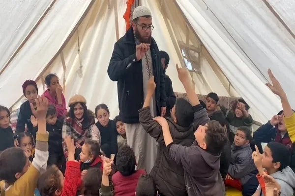 Nagpapatuloy ang Pagtuturo ng Qur’an sa Gaza sa Kabila ng mga Pag-atake ng Israel
