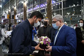 بازگشت سینا طباخی، نفر اول رشته حفظ کل قرآن کریم مسابقات بین المللی قرآن کشور کرواسی به میهن اسلامی