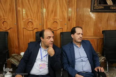 نشست ستاد انتخابات اصفهان پیش از آغاز رأی‌گیری