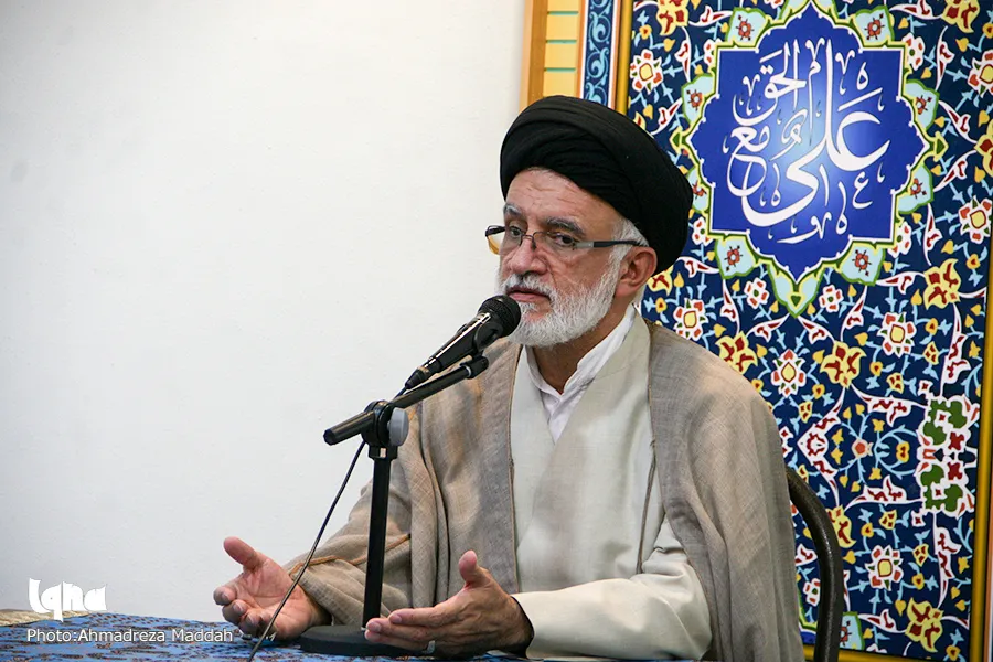احیای امر به معروف، ایستادگی در مقابل حق‌كشی‌هاست/ نسبت به منكرات حساس باشیم
