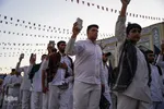 تشرف کاروان پیاده زیارتی حضرت شاهچراغ(ع) شهرستان فیروزآباد به حرم مطهر