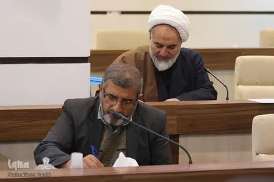 نشست حلقه های میانی ، پیشران حکمرانی مردمی
