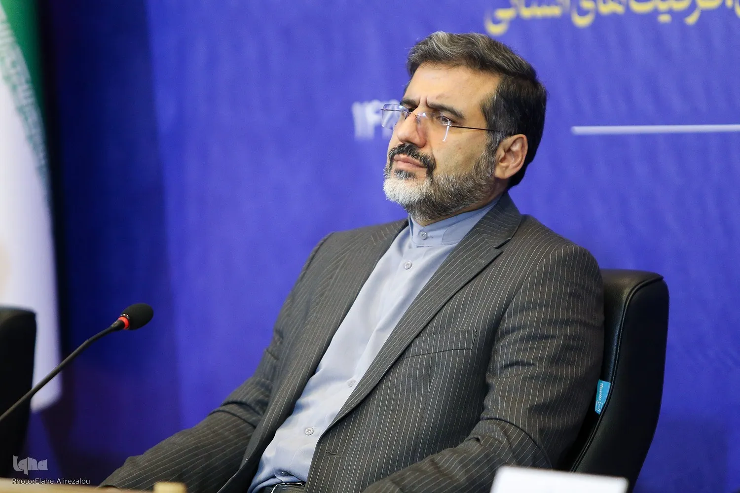 عواید وقف را برای گسترش فرهنگ هزینه کنیم