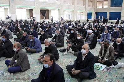 اقامه نماز عبادی سیاسی جمعه در میبد
