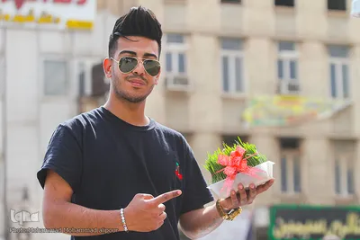 دو قدم مانده به نوروز