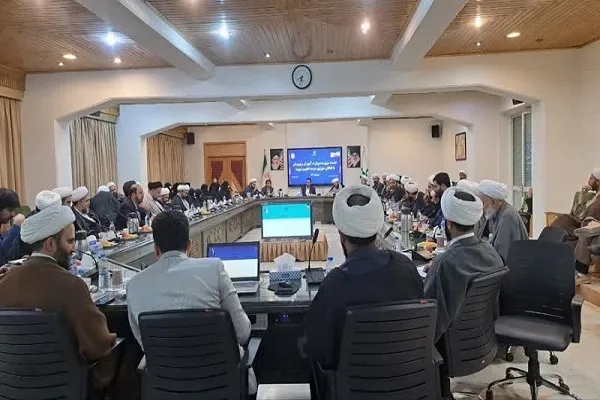 درب مدارس در تابستان به روی حرکت‌های فرهنگی مؤثر باز باشد