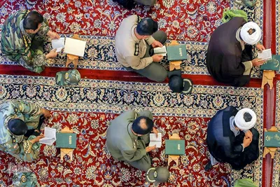 سوگواری نیروهای مسلح فارس در رثای شهدای حرم مطهر شاهچراغ