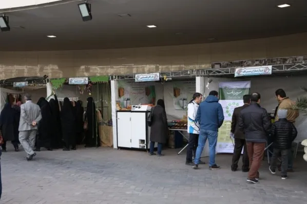 برگزاری جشنواره آتش به اختیار در متروی تهران