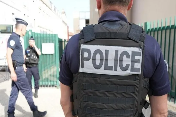 Paris məscidindən Qurana hörmətsizlik edən şəxsin cəzalandırılması tələbi