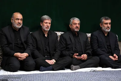 مراسم عزاداری شب عاشورای حسینی در حسینیه امام‌خمینی(ره)