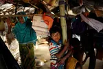 বাংলাদেশে শরণার্থী শিবিরে রোহিঙ্গা মুসলমানদের কিছু চিত্র