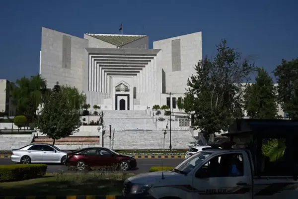 رأی دادگاه عالی پاکستان برای جمع‌آوری ترجمه‌های نامعتبر قرآن