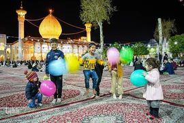 تحویل سال نو در حرم شاهچراغ(ع)