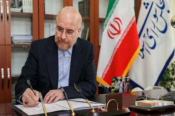 آمادگی مجلس برای تصویب لوایح دولت در حمایت از اصحاب‌ رسانه