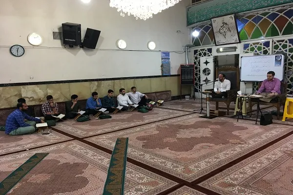 جلسات آموزش قرآن «شهاد زمانی» در محله نارمک