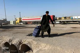 ورود زائران اربعین حسینی از مرز افغانستان
