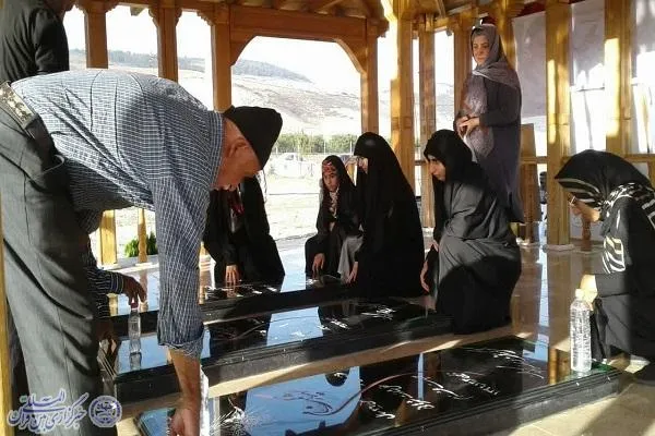 پنجشنبه شهدایی با یاد آزادگان سرافراز دفاع مقدس در مزار شهدای گمنام دودانگه ساری