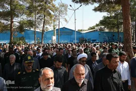 آیین تشییع و خاکسپاری پیکر مادر شهید خرازی