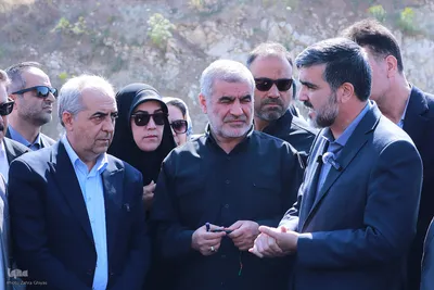 بازدید نایب‌رئیس مجلس و رئیس سازمان راهداری از پروژه پل بیات و جاده تبریز - زنجان