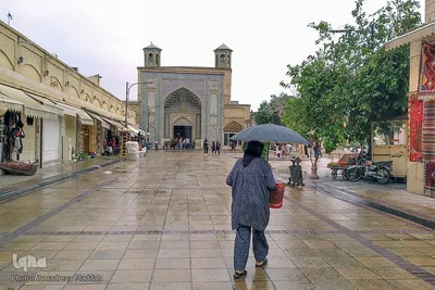 بارش رحمت الهی بر گلدسته های مسجد تاریخی وکیل شیراز‎‎