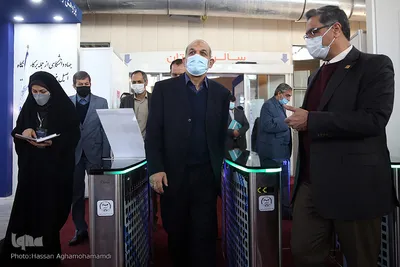بازدید احمد وحیدی، وزیر کشور از نمایشگاه توانمندی‌ها و دستاوردهای جهاددانشگاهی
