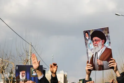 راهپیمایی نمازگزاران اصفهانی به شکرانه پیروزی مقاومت