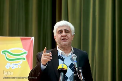 فرهاد رهبر، رییس دانشگاه آزاد اسلامی