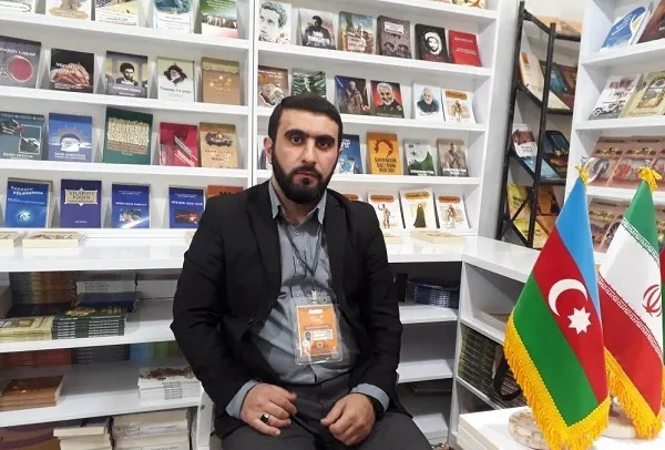 «مکتب حاج قاسم» طرفداران آذربایجانی بسیاری دارد