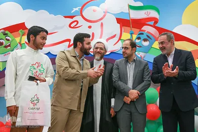 افتتاح ششمین نمایشگاه ایران نوشت