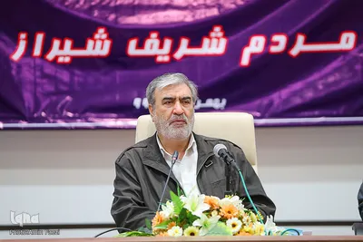نشست خبری ابراهیم عزیزی نماینده مردم شیراز در مجلس شورای اسلامی
