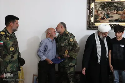 دیدار با خانواده شهید