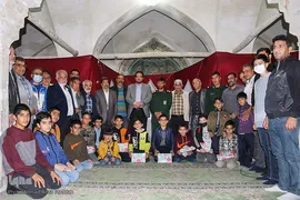محفل انس با قرآن در مسجد تاریخی آقاباباخان شیراز